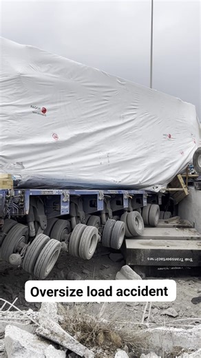 Oversize load accident | 18wheelsofchrome