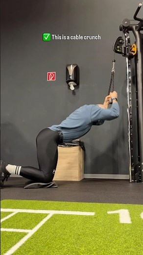 How to do Cable Crunches Correctly ✅