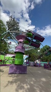 Lucy’s Tugboat and Linus Launcher at Kings Dominion. Fun kids rides! #mitchbeachfun #kidsrides