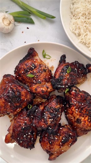 Chilli Garlic Soy Chicken Sticky, sweet & spicy perfection 🍗 CHILLI GARLIC SOY CHICKEN — air fried in just 30 mins! Crispy edges, juicy inside, and that addictive glaze 😍🍚 . Recipe below. Save Ingredients 1kg Chicken thighs 4 tbsp Light soy sauce 3 tbsp Dark soy sauce 2 tbsp Oyster sauce 1 tbsp Garlic, minced 1 tsp Chilli flakes 1 1/2 tsp Chinese 5 spice 1 tsp White pepper 2 tbsp Honey 1 tsp Sesame oil Garnish - Sesame seeds Spring onions, finely sliced Method Step 1 - In a small bowl, add al