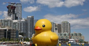 World's Largest Rubber Duck visiting Maryland waters