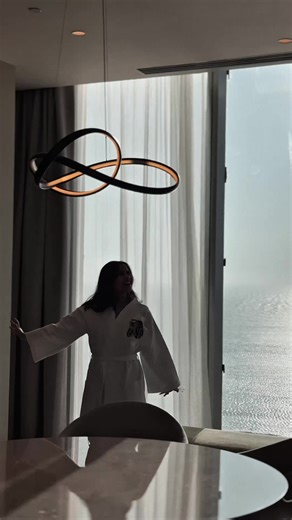 Experience Luxury at The Skyline Suite in Colombo