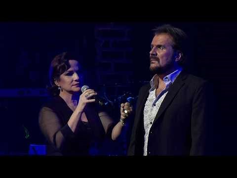 Pimpinela | Hay que estar en mi lugar (En Vivo – Íntimo y Secreto | Teatro Ópera 2014)