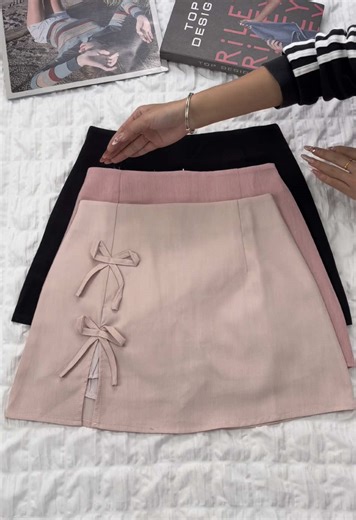 Showcase Your Curves with Mini Skirt Outfit Ideas