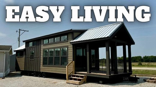 "Goldwater" by Clayton Homes | 1 Bed, 1 Bath Tiny House Tour