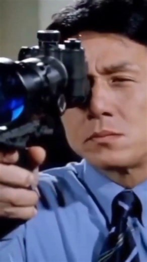 este filme e top com Jackie chan