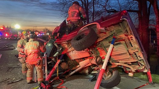 1 dead, 1 injured in crash involving pickup, FedEx truck on Marine Drive