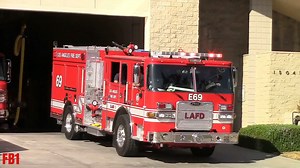 洛杉矶消防局LAFD新款水罐车出警