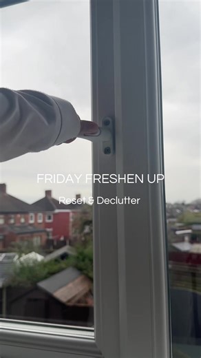 Freshen Up Your Home This Friday: Decluttering Tips