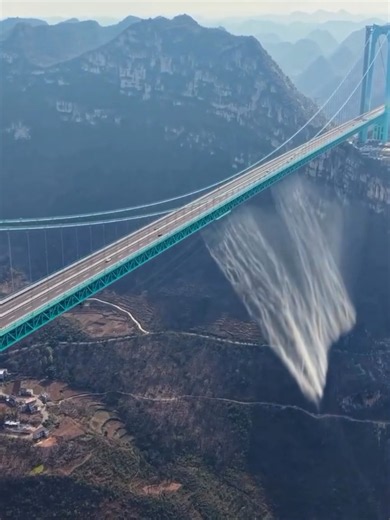 🌉 China’s Most Unreal Bridges 🇨🇳😍✨ #china #chinatravel #chinabridge #chinatechnology #uku