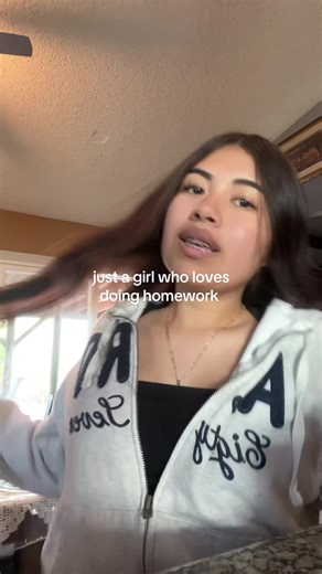 yea no I’m joking but i need to lock in | homework girl