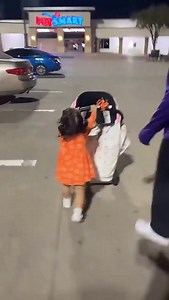 Sister taking care of baby brother ❤️❤️ #fblifestyle | Gigi Juju