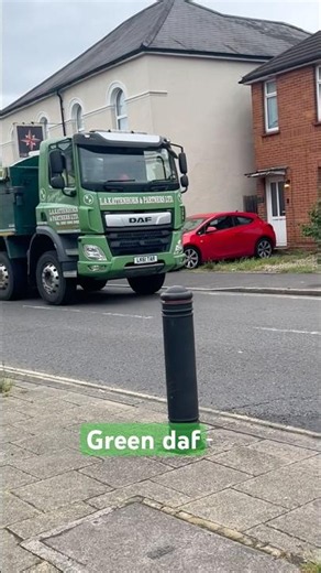 This Beautiful Green DAF Truck 🚛💚 Is Stealing the Show in the UK! | #DAFTruck #UKTrucks