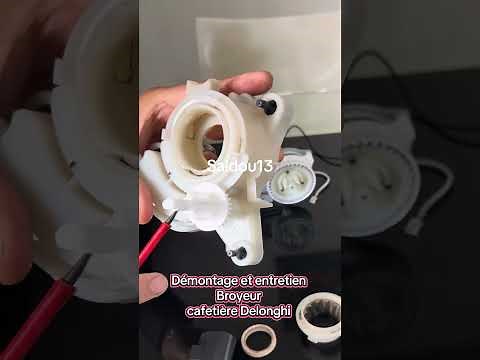 Démontage et entretien du broyeur cafetière Delonghi #delonghi #reparation #café #coffee #astuce #