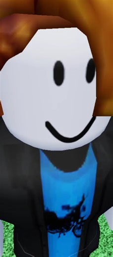 being loud in roblox mic up :D