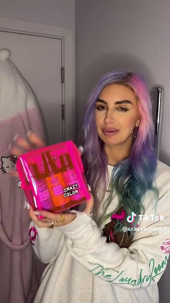 Essential Hair Care Products for Vibrant Coloured Hair