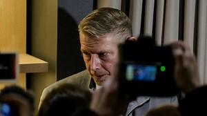 Peter Carlsson i tårar – utesluter inte comeback