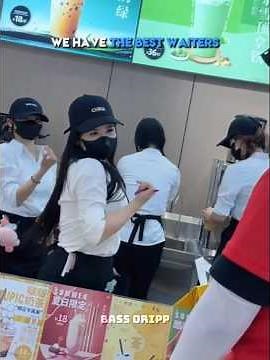 others waiter's vs this one ☠ 😱 #trollers #trolllife #trollface #trolledit #treanding #kingtroll