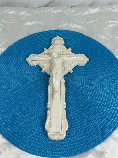 Vintage Religious Wall Cross in Iridescent Ceramic, Baroque Style, Signed, Antique Christian Wall Decor, Unique Piece for a Home of Faith, Gold - Etsy