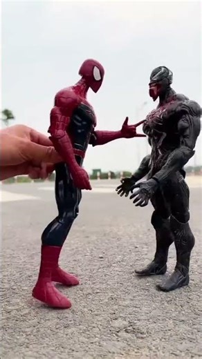 Cake Smash on Hulk | Silly Superhero Video l#spiderman #hulk #kidstoys #kidscartoon