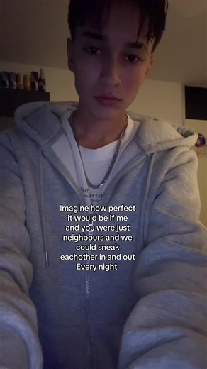 Video van k. (@k.026w) over neighbors