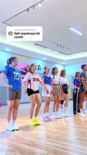 Membalas @mayaa ini sepatunya ringaaannn banget cocok dipake olahraganya 😍🤏🏻