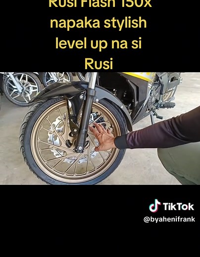 Explore the Rusi Flash 150x Motorcycle Design