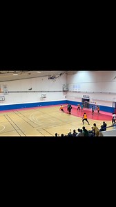 🚨⚽️ Tournoi de Foot Inter-Villes à Mantes-la-Jolie : le FC Sotoca remporte la compétition 3 à 2 face à Vecteur Sport avec une remontada et un triplé d’Ilias Amzede. Ce dernier a été sacré meilleur buteur et meilleur joueur. @amz_ilivs | Mantes Actu