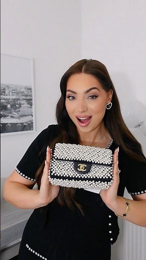 Unboxing the DREAM CHANEL PEARL Mini Bag 🐚🤍 #fashion #chanel #chanelpearlbag #chanelunboxing