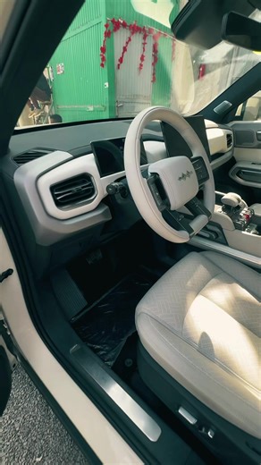 Electric motor: 130 kW (≈174 hp) permanent-magnet synchronous motor — single front-drive unit. \t•\t0–100 km/h acceleration: ~7.9 sec — relatively brisk for its class. \t•\tTop speed: ~160 km/h. 🔋 Battery & Range \t•\tBattery: ~45.1 kWh BYD Blade LFP pack. \t•\tRange: ~401 km CLTC (optimistic Chinese testing cycle). \t•\tDC Fast Charging (30–80%): ~30 minutes. Dimensions & Basics \t•\tBody type: 5-door compact SUV •Seating: 5 passengers. •ADAS driving assists adaptive cruise, lane assist, etc. 