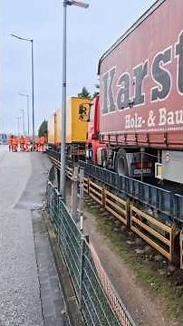 Vi kører en 40tons Lastbil ombord på et tog!