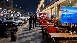 Baghdad Walking Tour 🇮🇶 | بغداد تتغيّر ✨ جولة مشي من مجمع النسيم إلى السيدية 2026 Baghdad Walking Tour 🇮🇶 In this walking tour in Baghdad, Iraq, we explore the city from Al Naseem Mall to Saydiya commercial street, showing real life in Baghdad today. جولة مشي في بغداد من مجمع النسيم إلى السيدية – الشارع التجاري، نشوف بيها التغيّر والتطوّر اللي دا يصير ببغداد من شوارع، محلات، وأجواء يومية حقيقية. This video shows: – Baghdad streets today – Life in Baghdad 2026 – Iraq walking tour – Baghdad ci