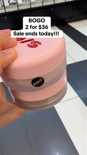 One Size Beauty Ultimate Blurring setting Powder Helps blur pores and smooth the look of skin for a soft, matte finish. This setting powder helps control shine and keep makeup in place throughout the day. Lightweight and easy to apply-made to help your look stay fresh, without flashback or heaviness. #OneSizeBeauty #SettingPowder #BlurringEffect # #ShineControl #makeupowder #TikTokBeautyFinds #dealsforyoudays