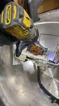 How To - 1990-1996 F-Series and Bronco- Fuel Pump Housing Replacement