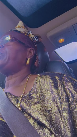 onfoloke 1 (@onfolokeblogs)’s videos with original sound - OMO OBA🤴[Iya landlady]