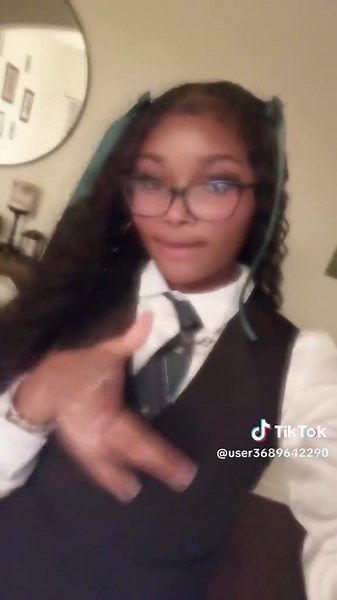 Estilo boho para chicas en uniformes escolares