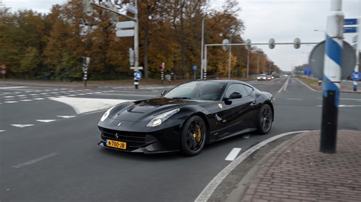 Unexpected Ferrari F12 acceleration moment on public roads