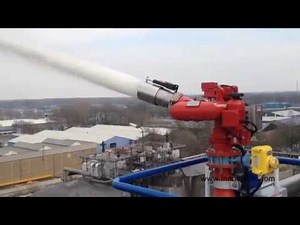 InnoVfoam - Tank protection with electric operated firefighting monitors