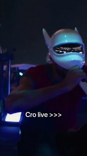Cro live hören = Lifegoal #cro #konzert #circlesessions