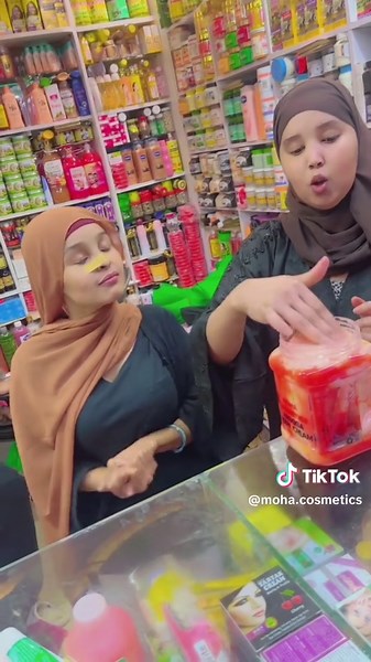 Top 2025 Beauty Products and How to Start a Cosmetic Shop