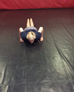 20 reactions | We have the methodology for all sports we created the moves and the result is fantastic, my surfing student Riley , training for the competitions 16 years old after only 6 lessons, because this the best surfers in the world train GN what do you think? Good job Riley @ginasticanatural @sylviomancusi @adrianodesouza @maliamanuel @xococoho @kidpeligro @kellyslater @shaun_ward @hurleysurfclub @hurley @wiggolly @raphaelromano | Ginastica Natural | Facebook