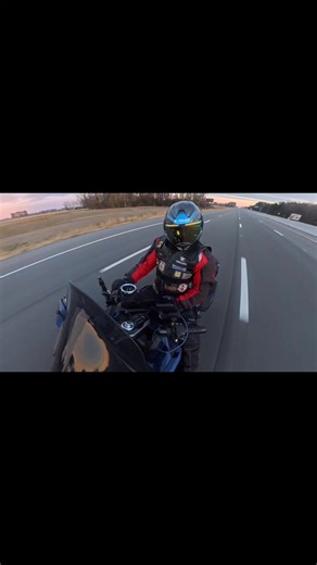 Edwin Tank Abraham on Instagram: "Sometimes you just gotta throttle your thoughts out. #18goldwing #motorcycletherapy"