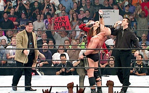 WWE2001强者入侵品牌大战WWF对战WCW 终极大战前的最后一场暴风雨！