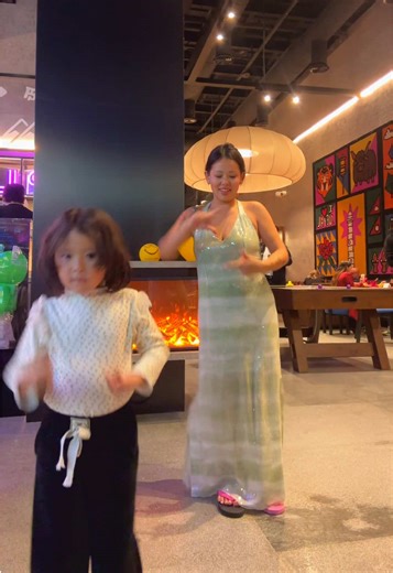 Ropa de Diseñador Infantil: Abrigos y Spongebob