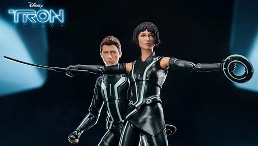 Hasbro goes back to The Grid with TRON: Legacy action figures