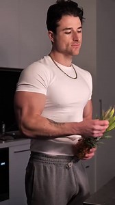 You know what they say about pineapple #pinacolada #pineapple #sweeter Rum baba donut rings. Soaked in a pineapple and malibu syrup, the baba rings are displayed in a tower with, treacle roasted pineapple cubes, piped whipped white chocolate ganache, and white chocolate and coconut cream. The dessert is topped with a chocolate shell filled with a dark chocolate cream, white chocolate rods, a piped rose and touch of gold leaf Link on my website under shop page for the daddy jumper if you need som