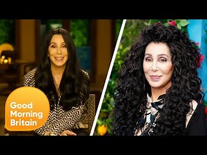 Cher's Signature Long Hair Is Here to Stay: "I Am Who I Am"
