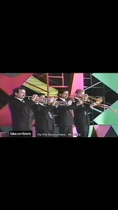 🎶 "No Me Acostumbro" - Rey Ruiz 💔 Cuando el amor se va, el corazón se resiste a olvidar... Rey Ruiz nos regala una joya de la salsa romántica con "No Me Acostumbro", un himno para quienes siguen extrañando a esa persona especial. 💔🎶 Con su inconfundible voz y sentimiento, este tema nos transporta a esos momentos de nostalgia en los que el olvido simplemente no es una opción. 🔥 ¿Alguna vez te ha pasado? . . . . . #reyruiz #salsaromántica #salsaromántica #SalsaParaElCorazón #SalsaConHistoria 
