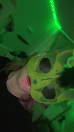 This mask is so ahh #therian #alien #theriangear