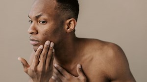 How to Treat a Bleeding Popped Pimple Wound